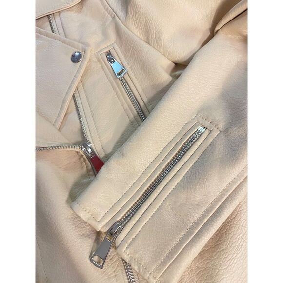 Elizabeth and James Vegan Faux Leather Cream Moto Jacket size small - Picture 7 of 7